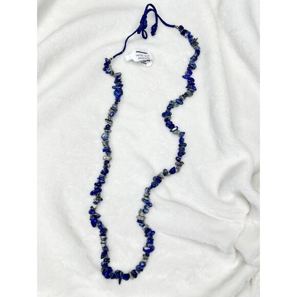 NEW Free People Bohemian Single Strand Crystal Chip Beaded Necklace Lapis Blue - Picture 1 of 4
